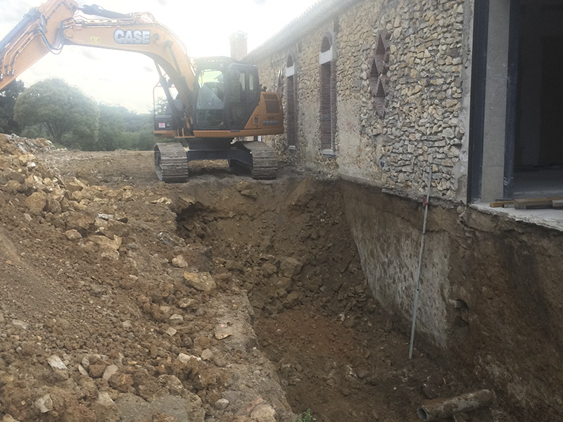 Préparation terrain après démolition - Meyrand TP